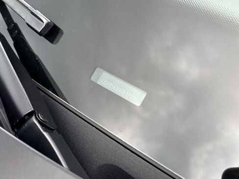 Certified 2024 Mercedes-Benz GLE 450 4MATIC image 28