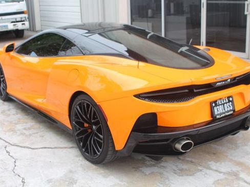 Used 2023 McLaren GT RWD image 10