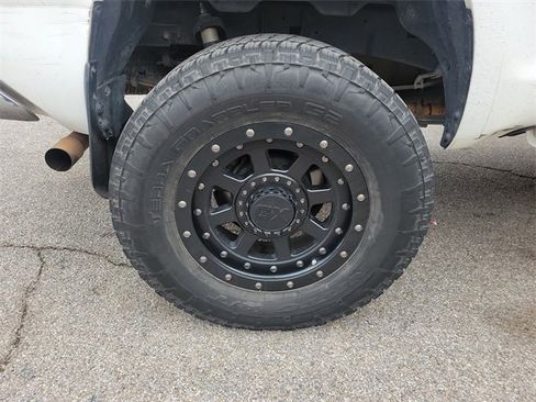 Used 2020 Toyota Tundra SR5 image 7