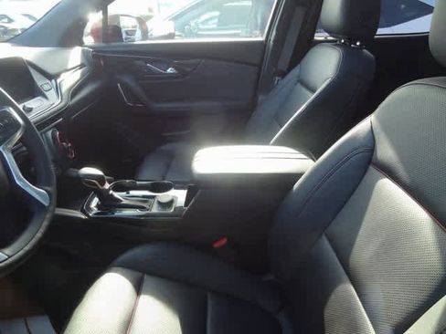 Used 2022 Chevrolet Blazer RS w/ Enhanced Convenience Package image 7