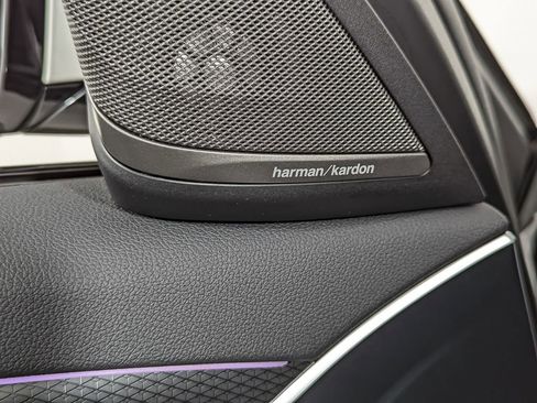 Certified 2023 BMW 530e xDrive w/ Premium Package image 17