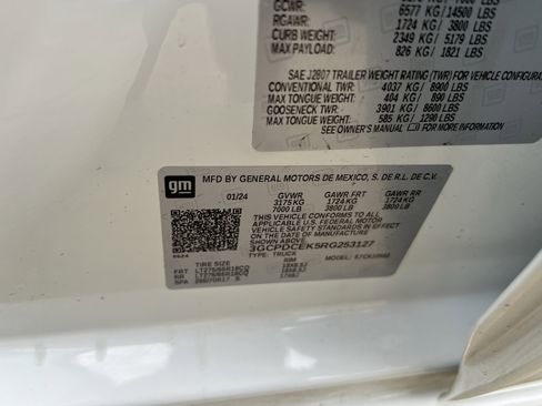 Used 2024 Chevrolet Silverado 1500 Custom Trail Boss w/ LPO, Dark Essentials Package image 28