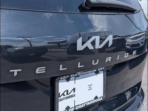 Certified 2023 Kia Telluride EX w/ EX Captain's Chair Package FWD image 19
