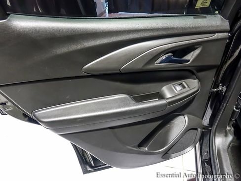 Used 2023 Chevrolet TrailBlazer LT image 24