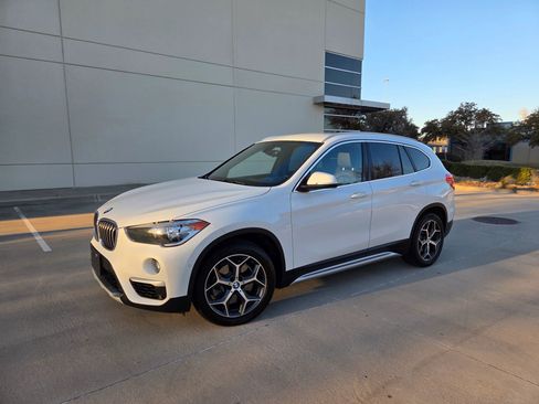 Used 2018 BMW X1 sDrive28i image 3