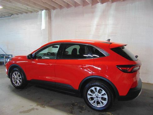 Used 2024 Ford Escape Active image 4