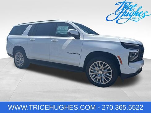 New 2026 Chevrolet Suburban RST AWD/4WD image 1