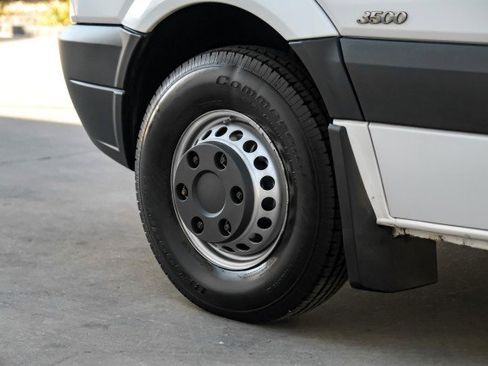 Used 2013 Mercedes-Benz Sprinter 3500 image 40