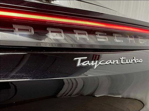 Used 2020 Porsche Taycan Turbo image 34