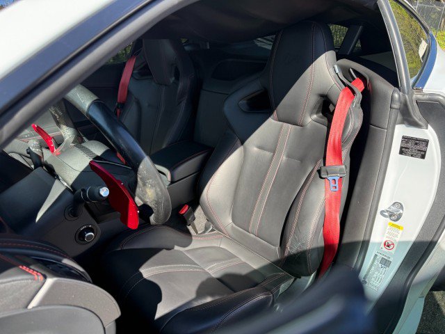 Used 2016 Jaguar F-TYPE R AWD/4WD image 9