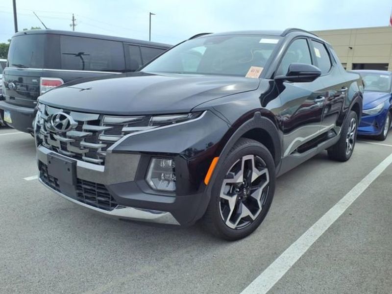 Certified 2024 Hyundai Santa Cruz Limited image 1