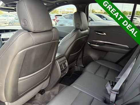 Used 2022 Cadillac XT4 Luxury w/ Cold Weather Package image 32