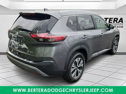 Used 2023 Nissan Rogue SV w/ SV Premium B Package AWD/4WD image 6