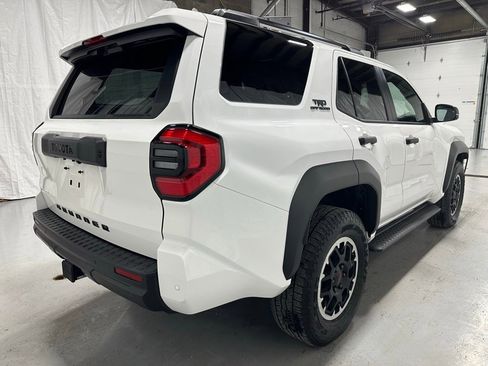 Used 2025 Toyota 4Runner TRD Off-Road image 7