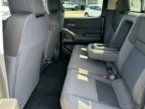 New 2026 Nissan Frontier SV AWD/4WD image 30