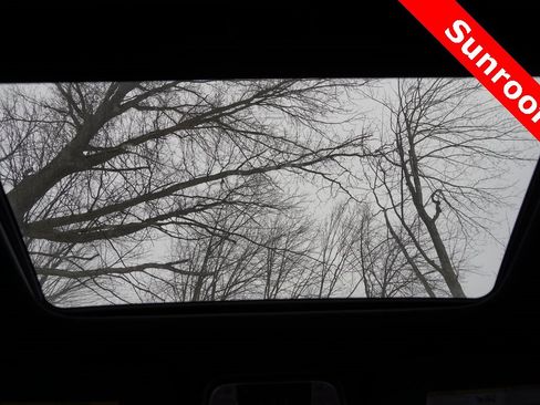 Used 2022 Jeep Grand Cherokee Laredo X image 30