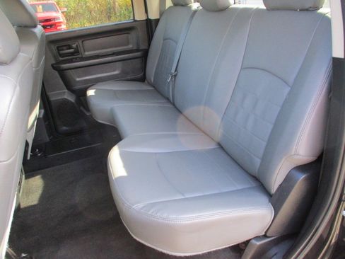 Used 2016 RAM 3500 Tradesman w/ Popular Equipment Group image 23