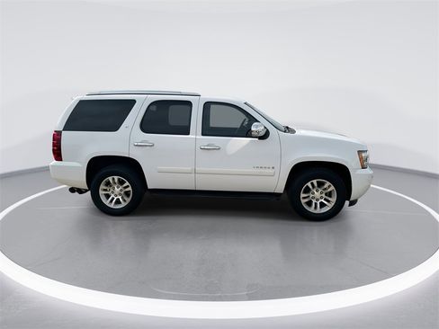 Used 2009 Chevrolet Tahoe LT image 9