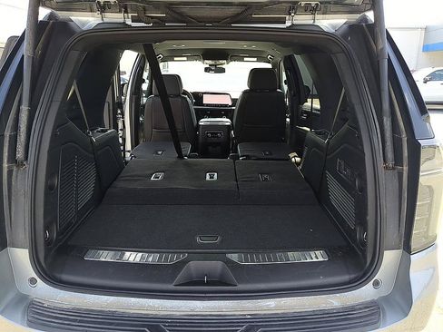 Certified 2025 Chevrolet Tahoe Premier AWD/4WD image 33