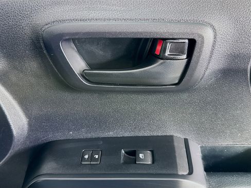 Used 2020 Toyota Tacoma SR image 26