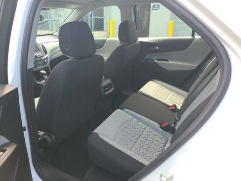 Used 2024 Chevrolet Equinox LS FWD image 10