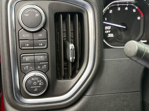 Used 2019 GMC Sierra 1500 SLT image 18