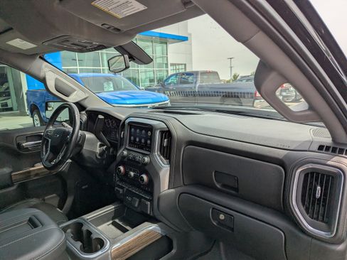 Used 2020 Chevrolet Silverado 1500 RST AWD/4WD image 44