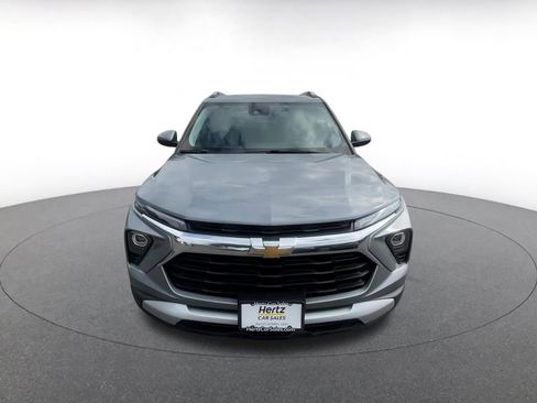 Used 2025 Chevrolet TrailBlazer LT image 4