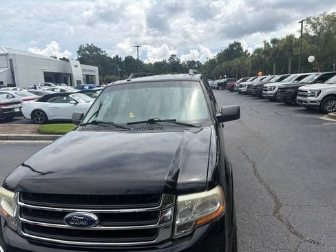 Used 2017 Ford Expedition XLT RWD image 17