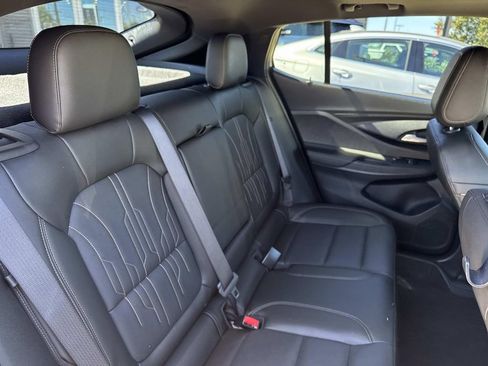 Used 2025 Buick Envista Avenir image 12