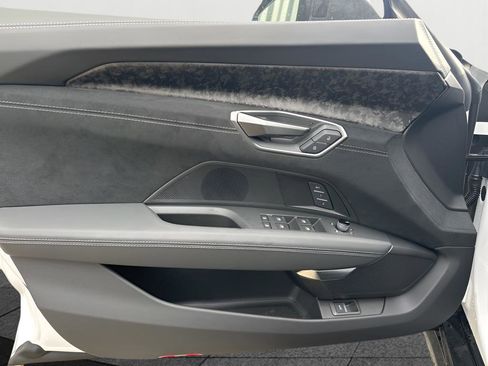 New 2026 Audi RS e-tron GT performance image 15