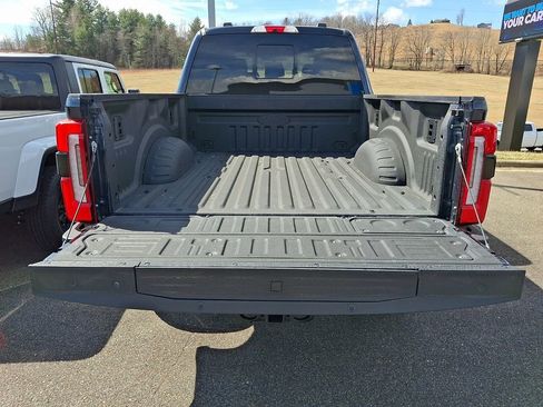 Used 2024 Ford F250 Platinum image 29