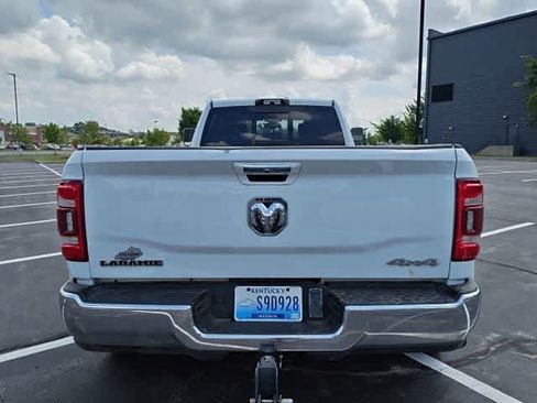Used 2022 RAM 3500 Laramie AWD/4WD image 10