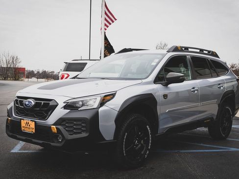 Used 2024 Subaru Outback Wilderness image 32