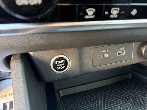 Certified 2022 Nissan Rogue SV image 19