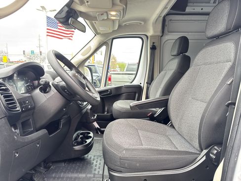 Used 2022 RAM ProMaster 3500 w/ Convenience Group FWD image 16