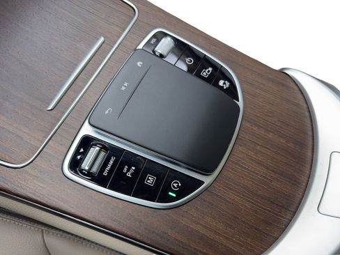 Used 2022 Mercedes-Benz GLC 300 4MATIC w/ Premium Package Lite image 63