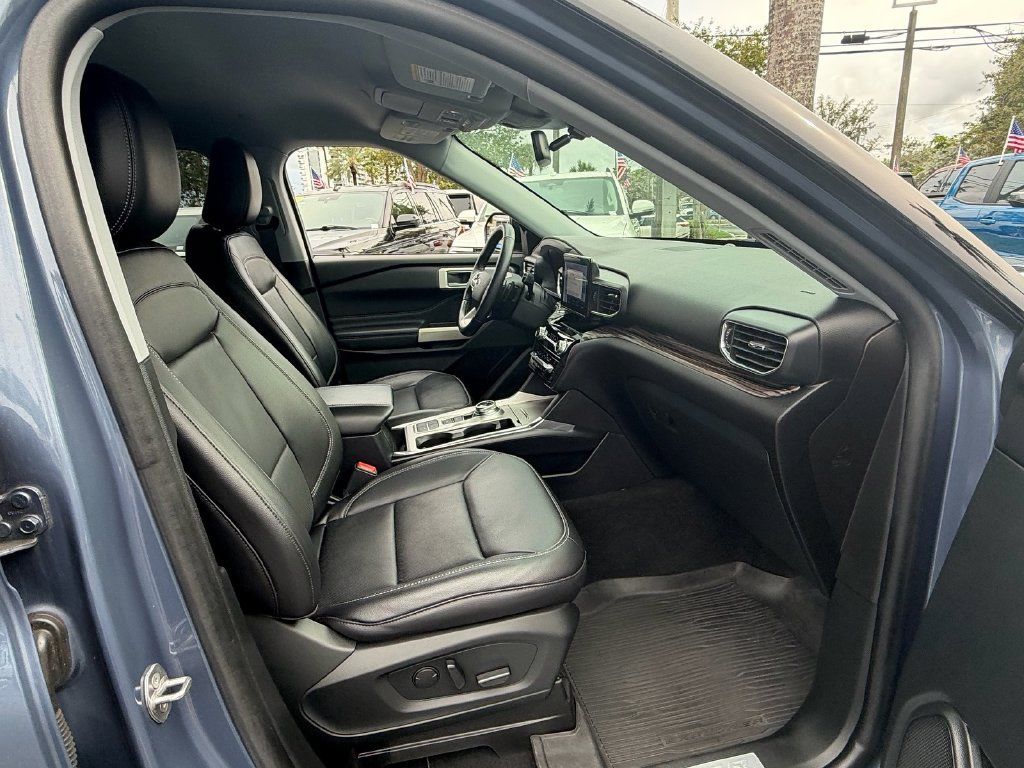 Used 2021 Ford Explorer Limited w/ Hybrid Equipment Group 310A RWD image 19