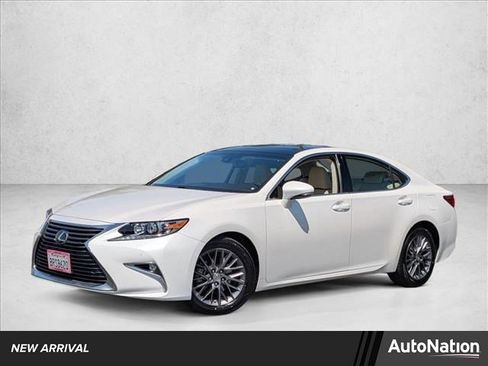 Used 2018 Lexus ES 350 w/ Navigation System Package FWD image 1