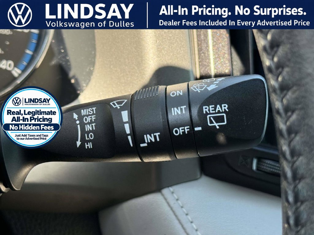 Used 2016 Toyota RAV4 XLE AWD/4WD image 24