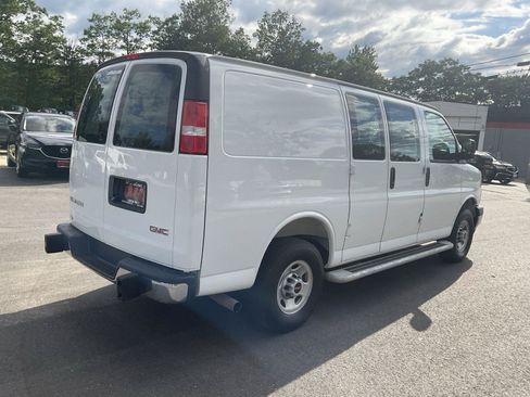 Used 2025 GMC Savana 2500 w/ Driver Convenience Package RWD image 5
