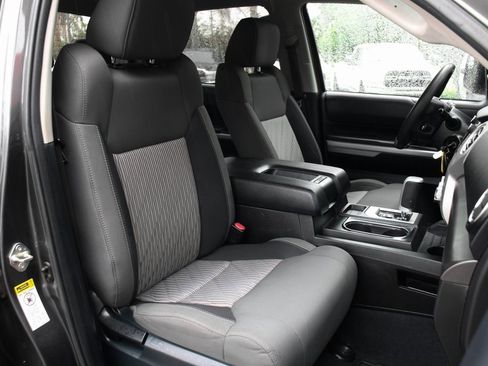 Used 2015 Toyota Tundra SR5 w/ TRD Off Road Package image 36