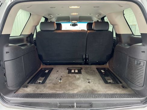 Used 2010 Chevrolet Tahoe LT AWD/4WD image 22