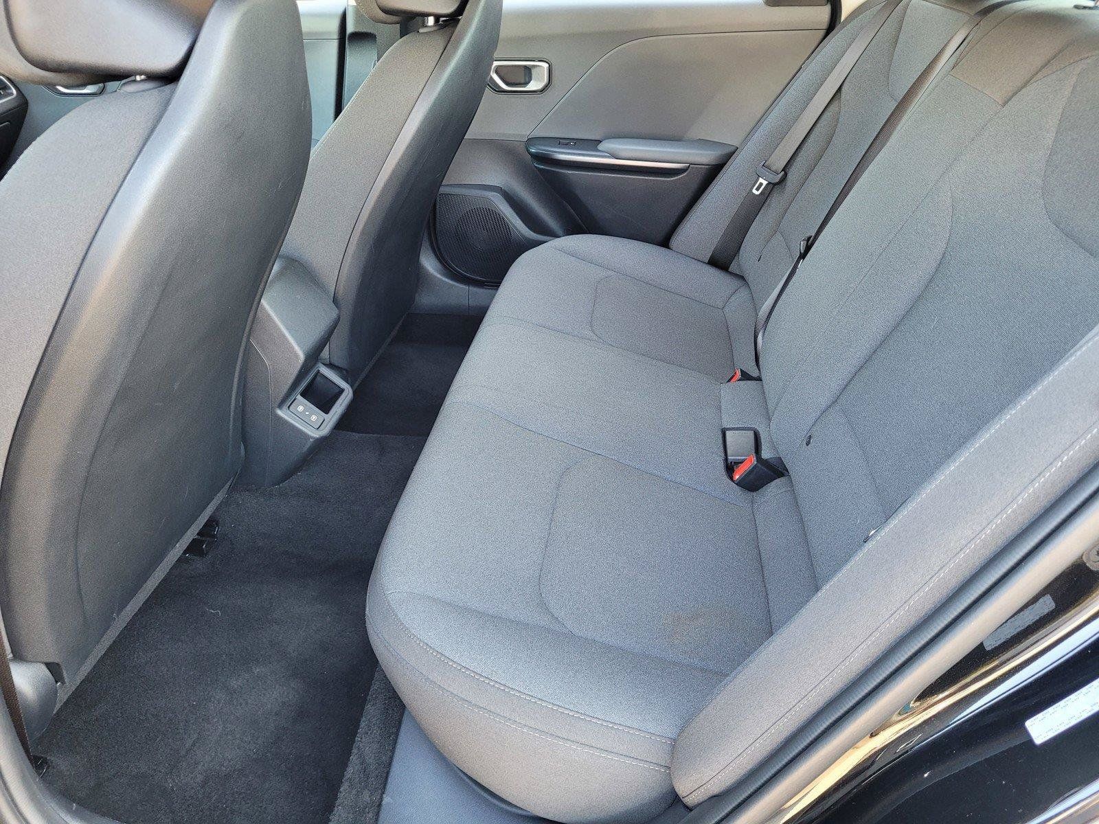 Used 2025 Kia K4 FWD image 19