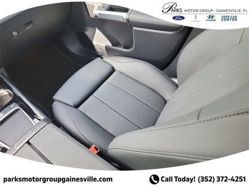 Used 2024 Mercedes-Benz EQB 250+ image 14