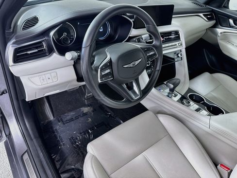 Used 2025 Genesis G70 2.5T RWD image 23