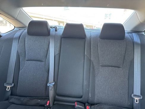 Used 2023 Honda Accord EX image 9