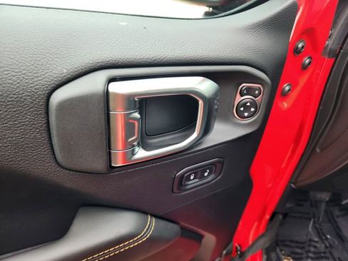 New 2026 Jeep Wrangler Unlimited Sahara AWD/4WD image 10