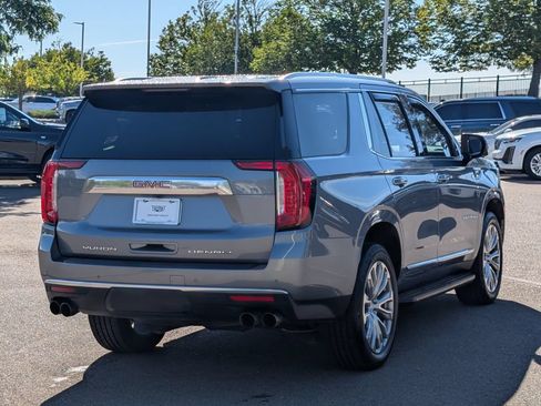 Used 2022 GMC Yukon Denali AWD/4WD image 6