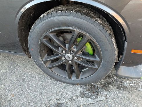 Used 2019 Dodge Challenger GT image 29